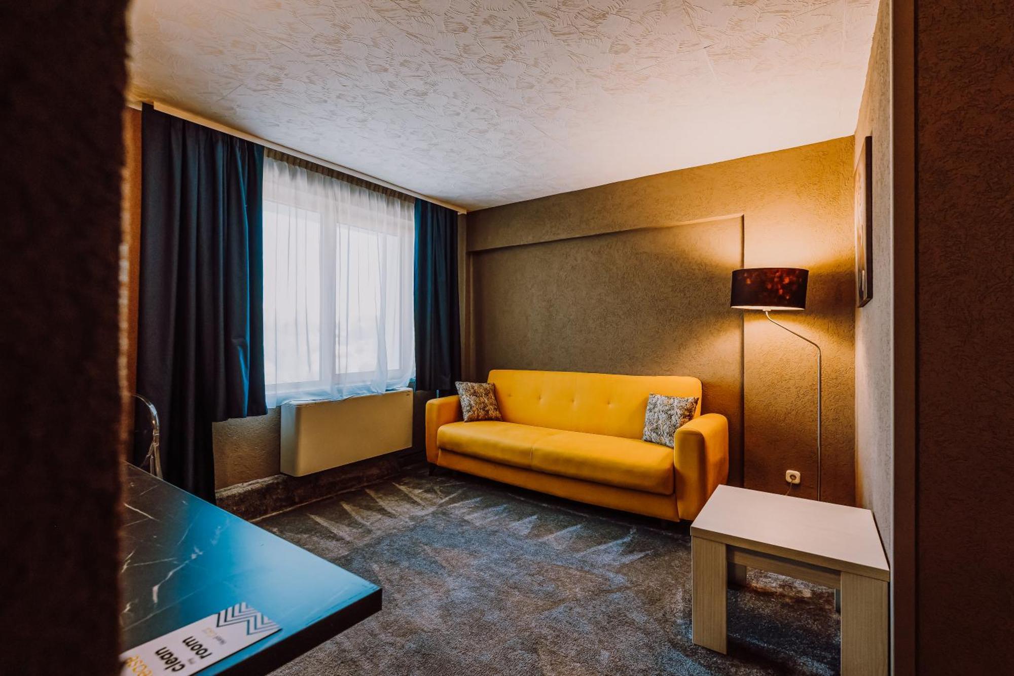 Hotel Ciao Târgu-Mureş Esterno foto