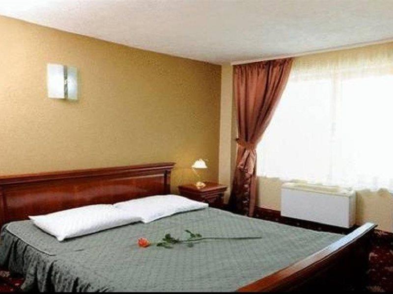 Hotel Ciao Târgu-Mureş Esterno foto