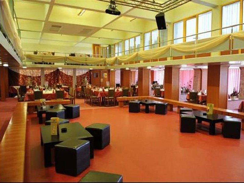 Hotel Ciao Târgu-Mureş Esterno foto
