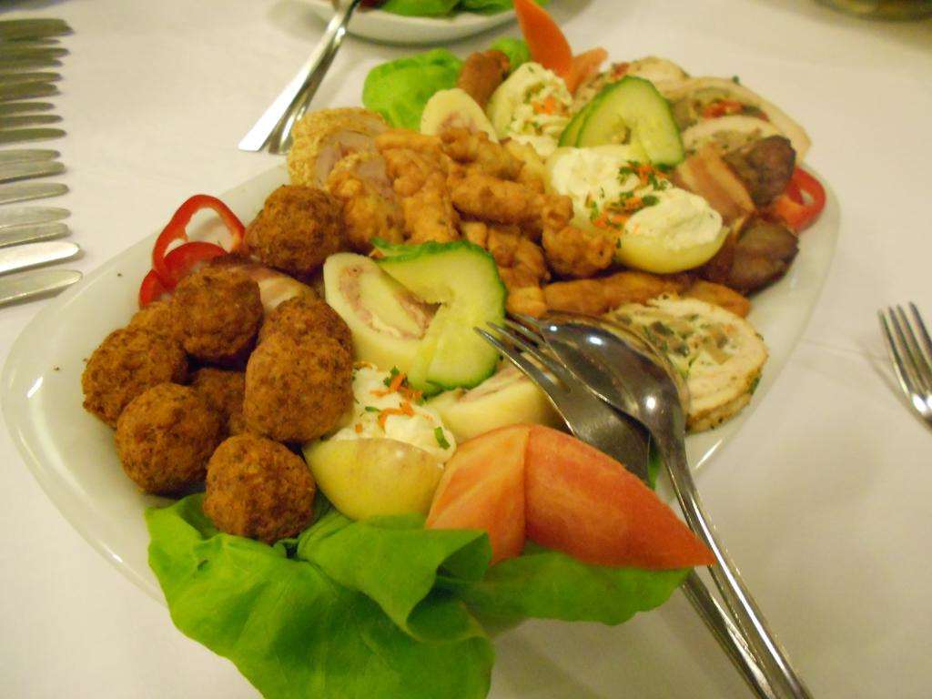 Hotel Ciao Târgu-Mureş Ristorante foto